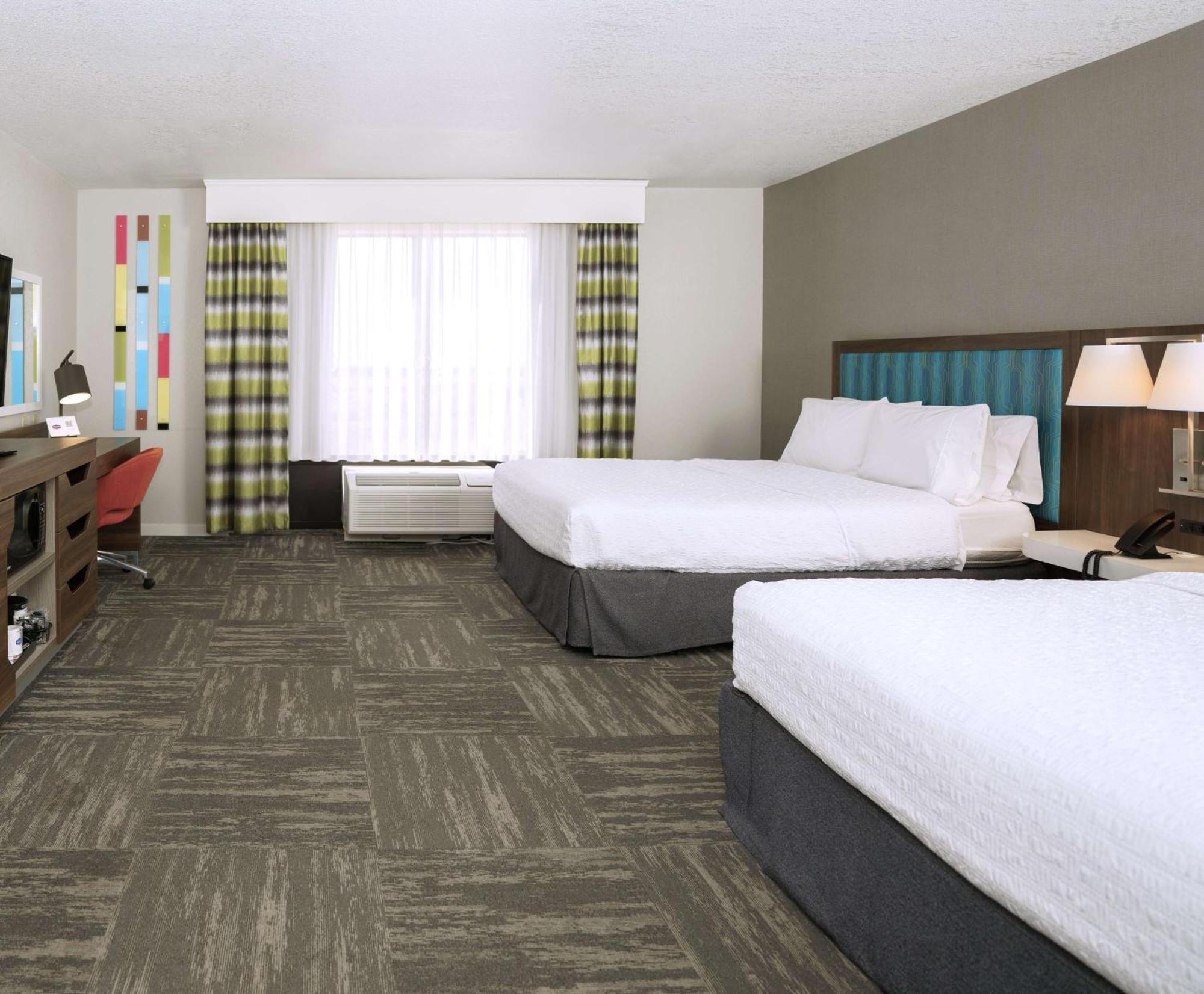 Hampton Inn Hays-North Of I-70 מראה חיצוני תמונה